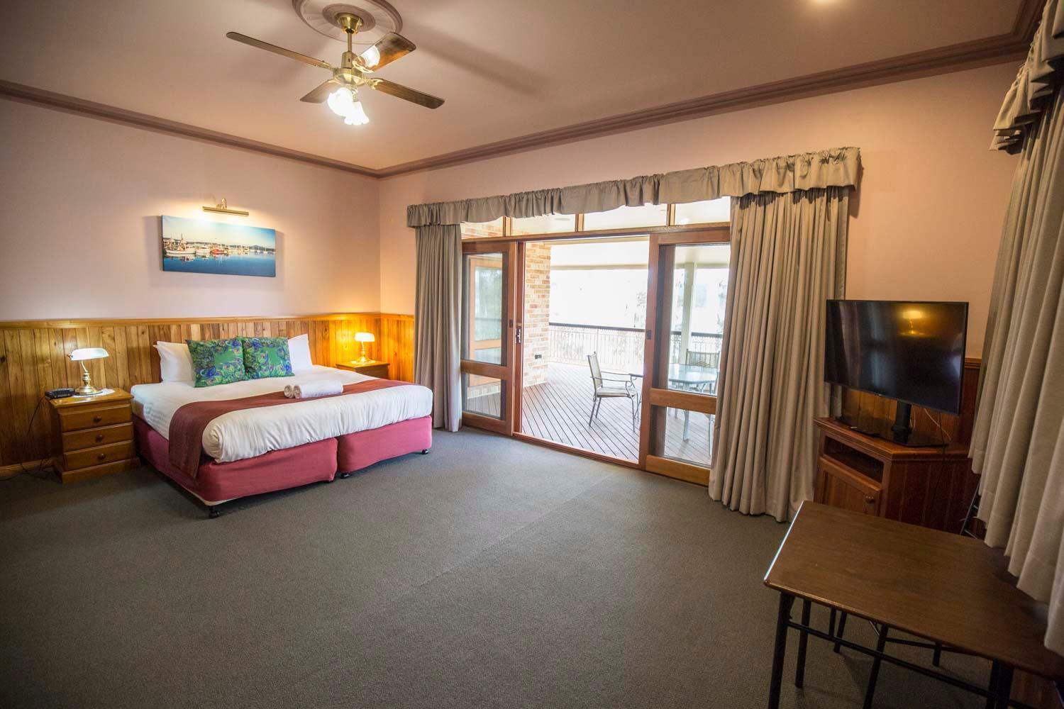 Robyn'S Nest Lakeside Resort Merimbula Extérieur photo