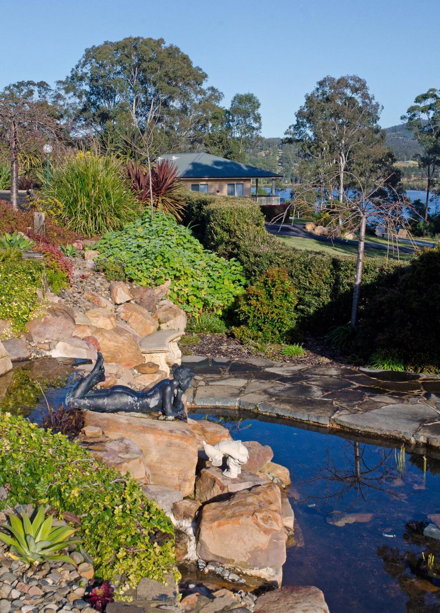 Robyn'S Nest Lakeside Resort Merimbula Extérieur photo