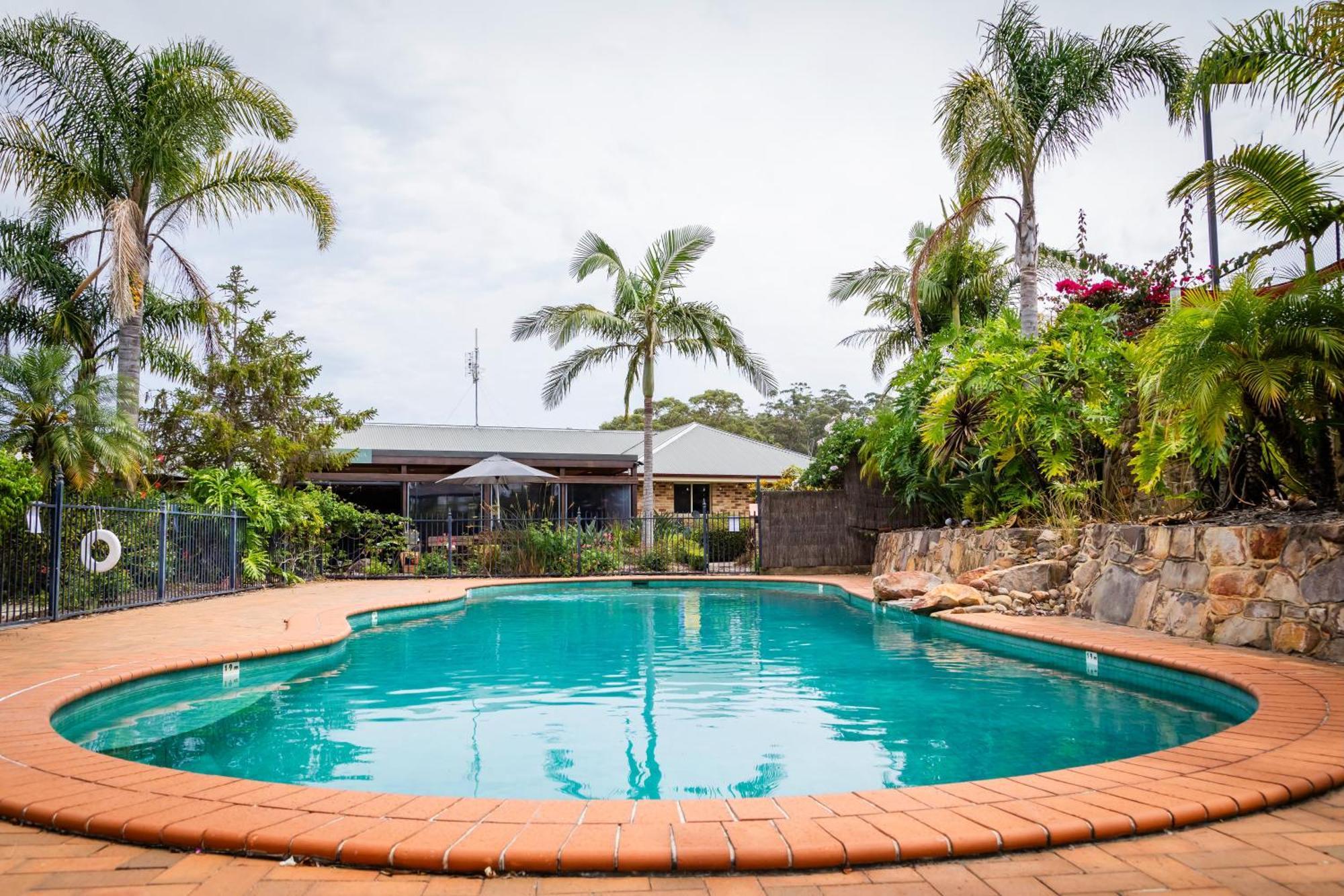 Robyn'S Nest Lakeside Resort Merimbula Extérieur photo