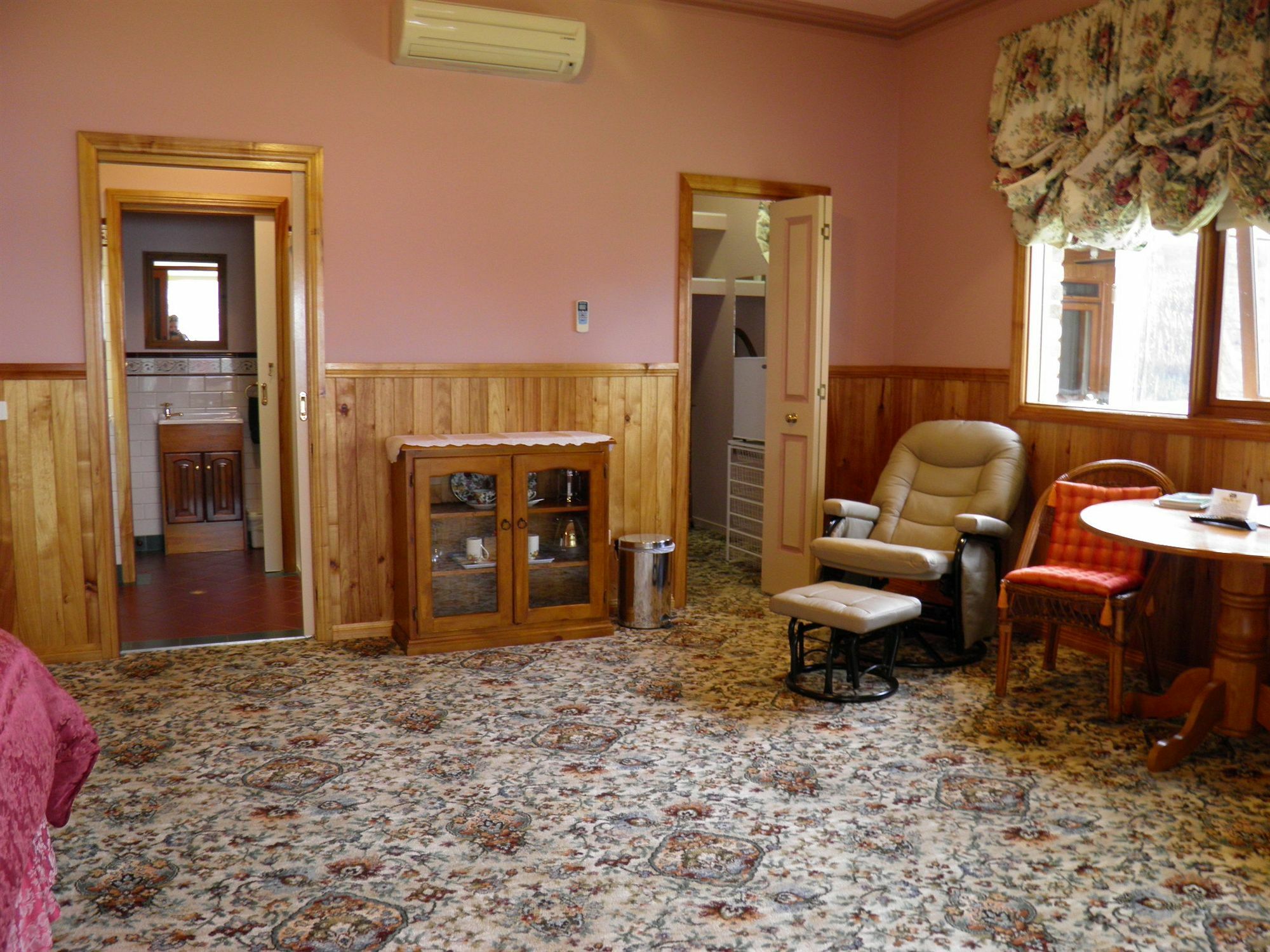 Robyn'S Nest Lakeside Resort Merimbula Extérieur photo